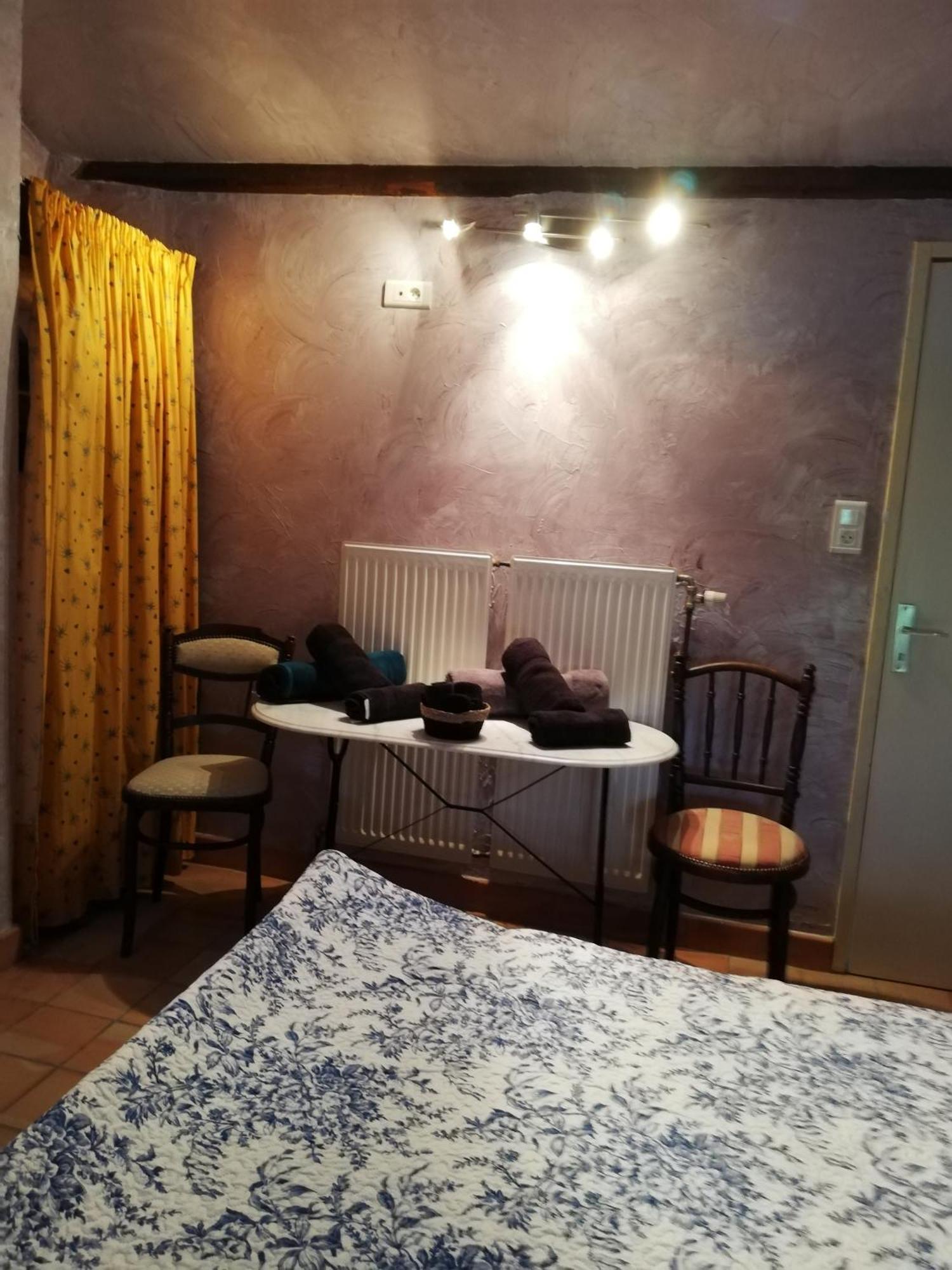 Ardeche Chambres D Hotes Pres De Vallon Pont D Arc Grospierres Habitación foto